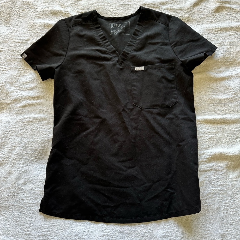 Figs Catrina One-Pocket Scrub Top- Black gently used.